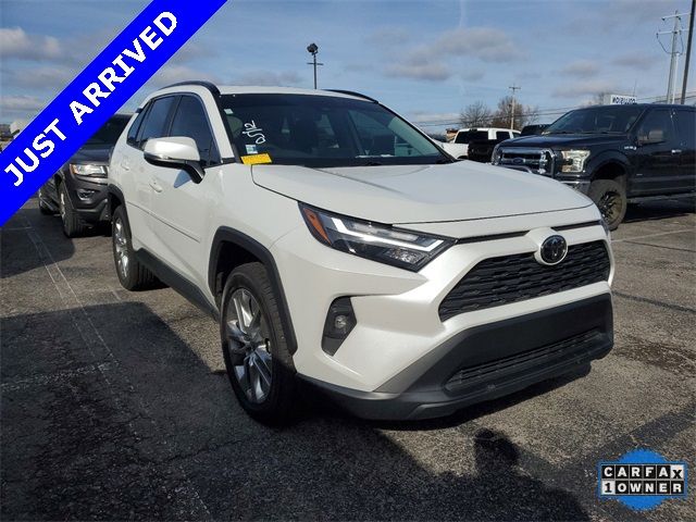 2023 Toyota RAV4 XLE Premium