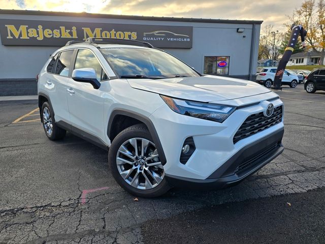 2023 Toyota RAV4 XLE Premium