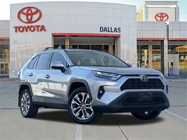 2023 Toyota RAV4 XLE Premium