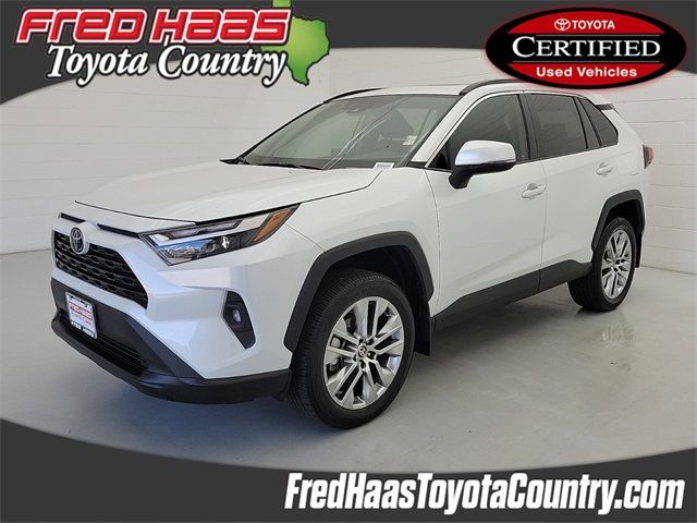 2023 Toyota RAV4 XLE Premium