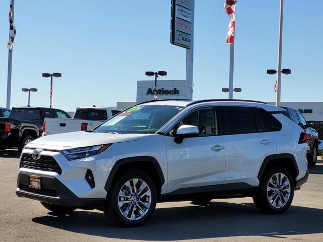 2023 Toyota RAV4 XLE Premium