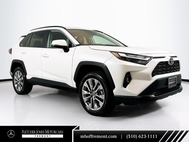 2023 Toyota RAV4 XLE Premium