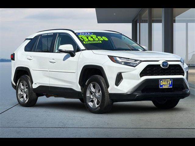 2023 Toyota RAV4 Hybrid LE