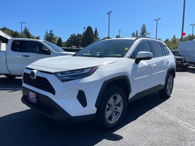 2023 Toyota RAV4 Hybrid LE