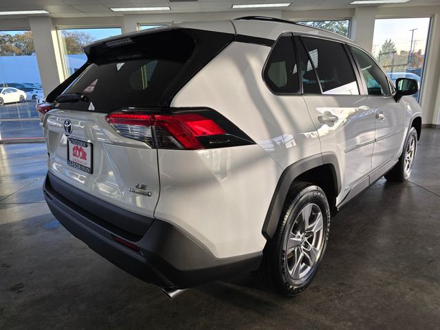 2023 Toyota RAV4 Hybrid LE