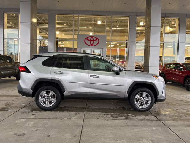 2023 Toyota RAV4 Hybrid LE