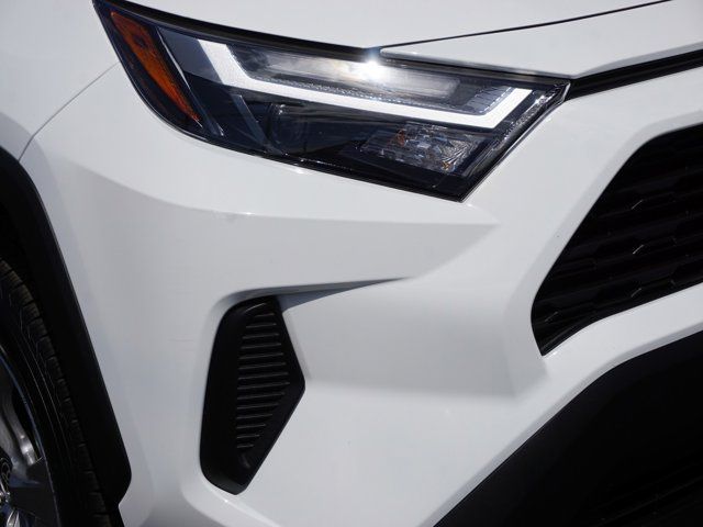 2023 Toyota RAV4 Hybrid LE