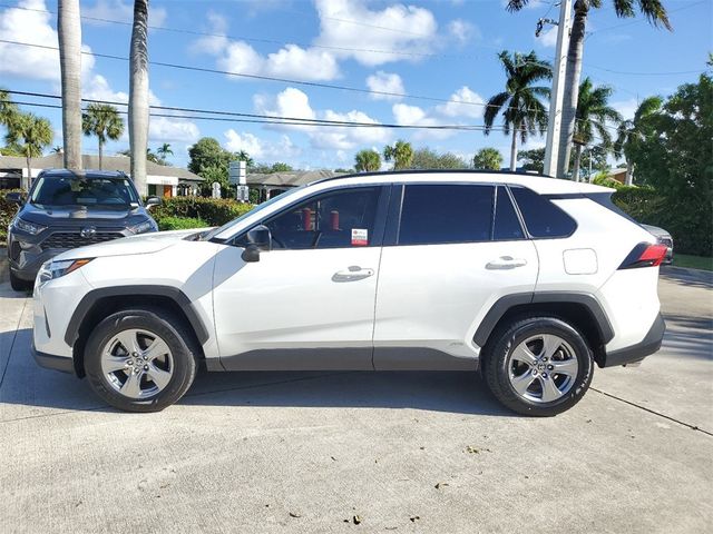 2023 Toyota RAV4 Hybrid LE