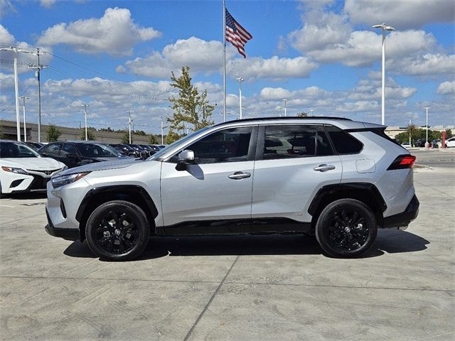 2023 Toyota RAV4 Hybrid SE