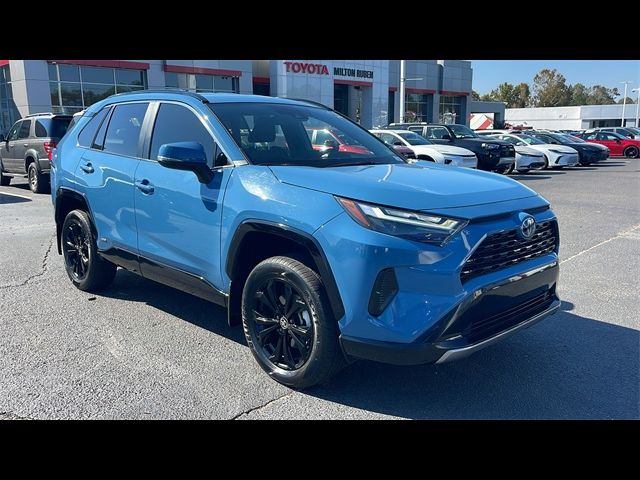 2023 Toyota RAV4 Hybrid SE