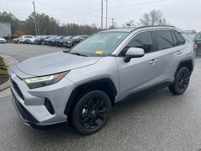 2023 Toyota RAV4 Hybrid SE