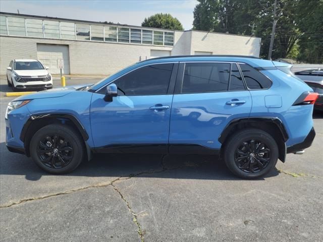 2023 Toyota RAV4 Hybrid SE