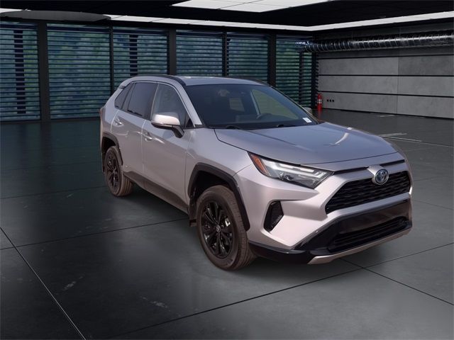 2023 Toyota RAV4 Hybrid SE