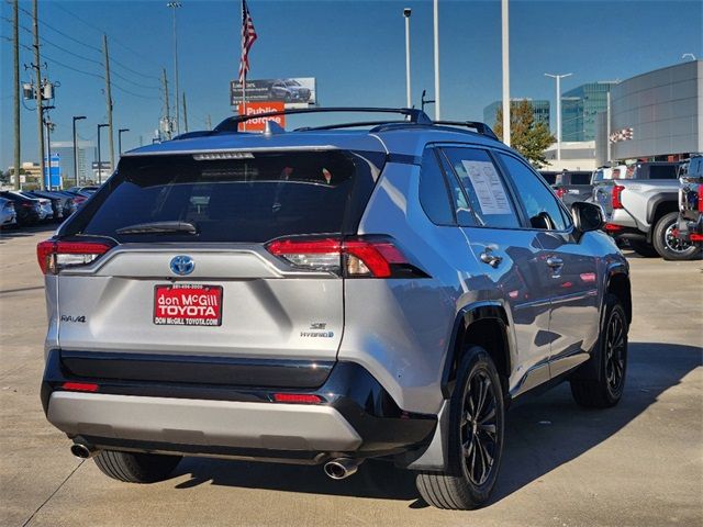 2023 Toyota RAV4 Hybrid SE