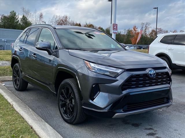 2023 Toyota RAV4 Hybrid SE