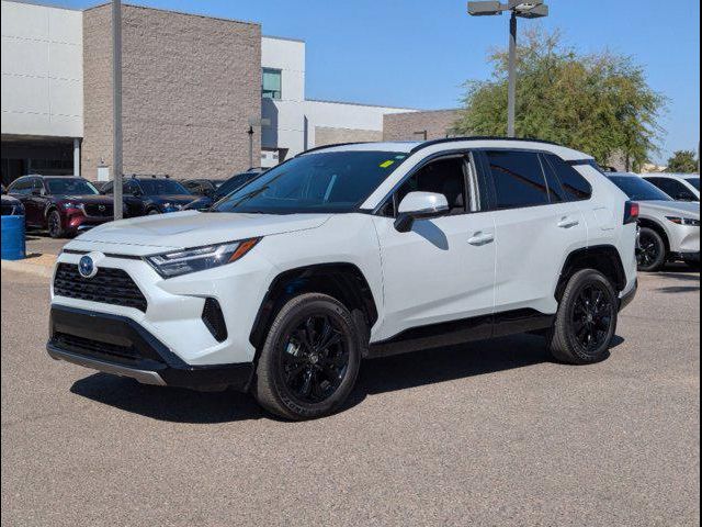 2023 Toyota RAV4 Hybrid SE