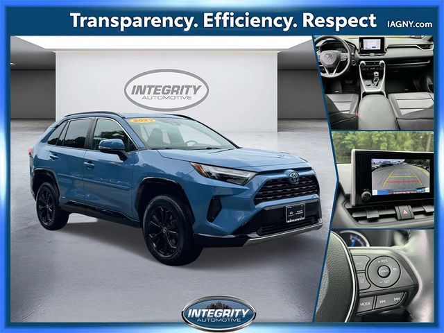 2023 Toyota RAV4 Hybrid SE