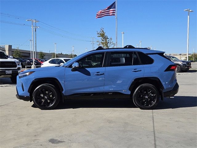 2023 Toyota RAV4 Hybrid SE