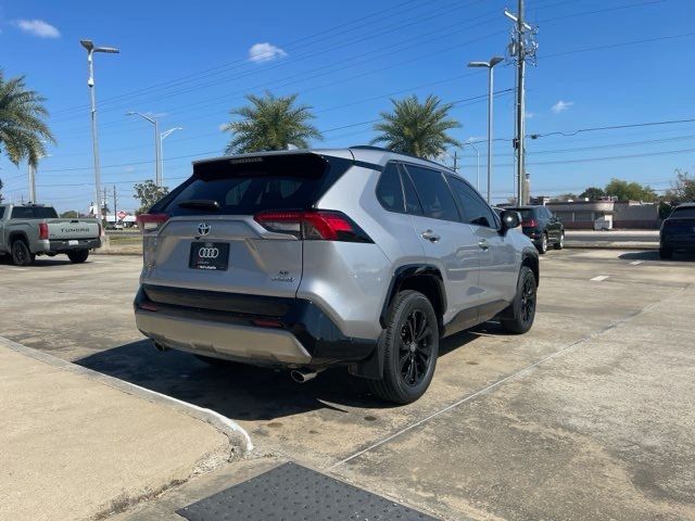 2023 Toyota RAV4 Hybrid SE