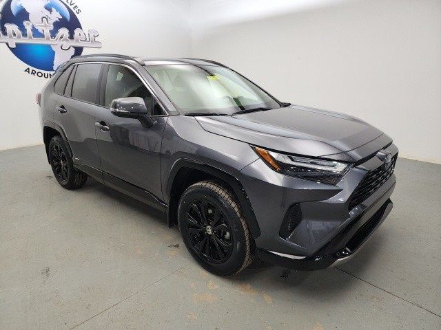 2023 Toyota RAV4 Hybrid SE