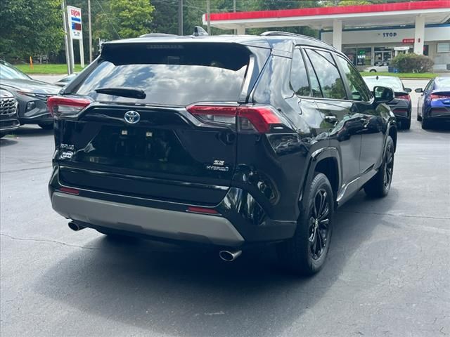 2023 Toyota RAV4 Hybrid SE