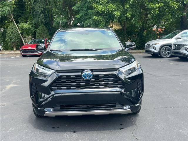 2023 Toyota RAV4 Hybrid SE