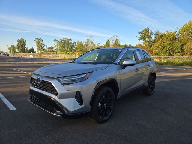 2023 Toyota RAV4 Hybrid SE