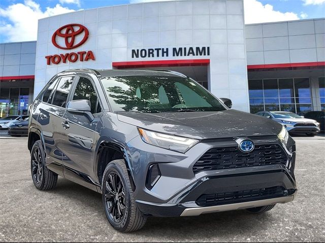 2023 Toyota RAV4 Hybrid SE