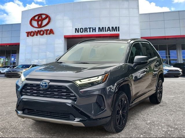 2023 Toyota RAV4 Hybrid SE