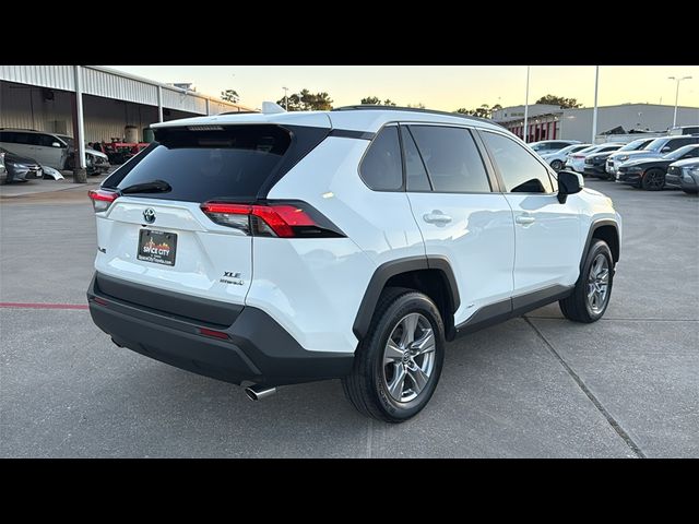 2023 Toyota RAV4 Hybrid XLE