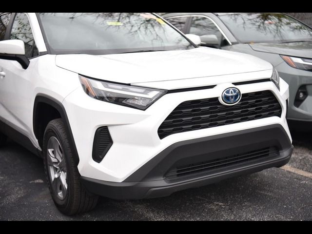 2023 Toyota RAV4 Hybrid XLE