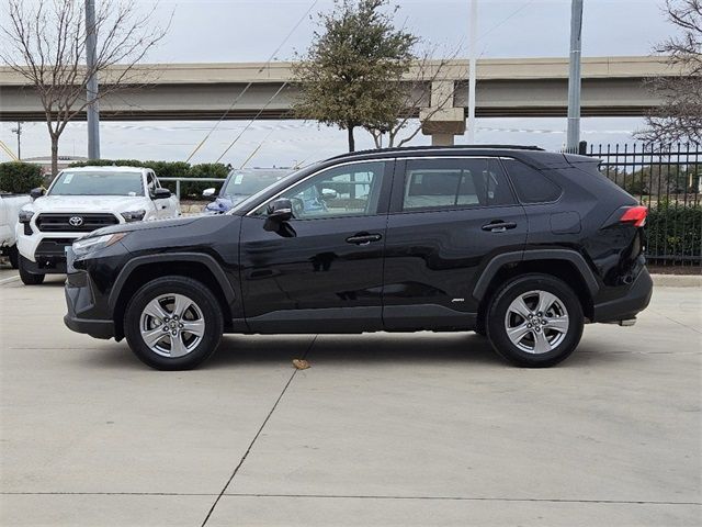 2023 Toyota RAV4 Hybrid XLE