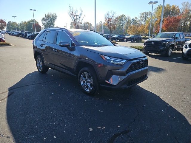 2023 Toyota RAV4 Hybrid XLE