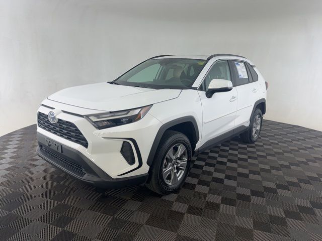 2023 Toyota RAV4 Hybrid XLE