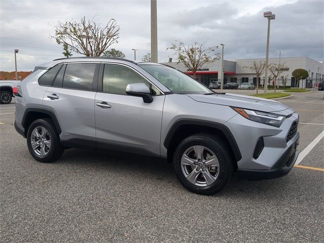 2023 Toyota RAV4 Hybrid XLE