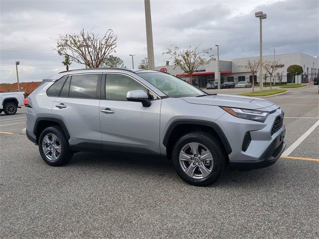 2023 Toyota RAV4 Hybrid XLE