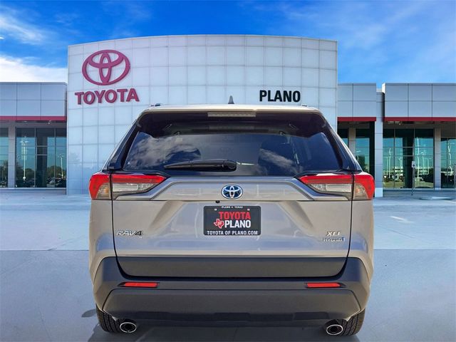 2023 Toyota RAV4 Hybrid XLE