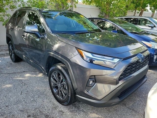 2023 Toyota RAV4 Hybrid XLE Premium