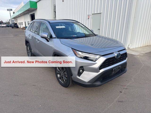 2023 Toyota RAV4 Hybrid XLE Premium