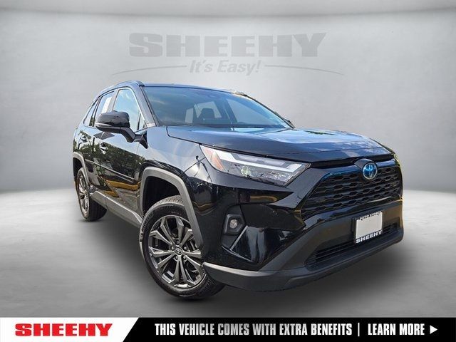 2023 Toyota RAV4 Hybrid XLE Premium