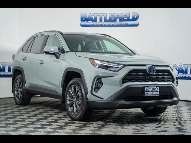 2023 Toyota RAV4 Hybrid XLE Premium