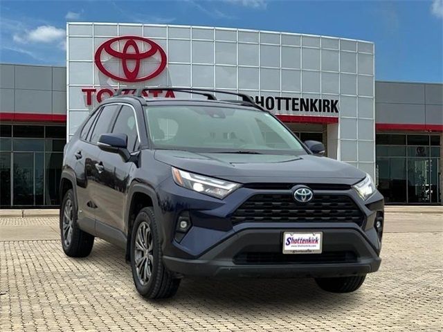 2023 Toyota RAV4 Hybrid XLE Premium