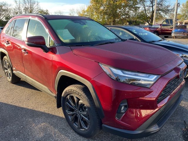 2023 Toyota RAV4 Hybrid XLE Premium