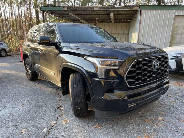 2023 Toyota Sequoia SR5