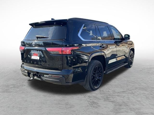 2023 Toyota Sequoia SR5