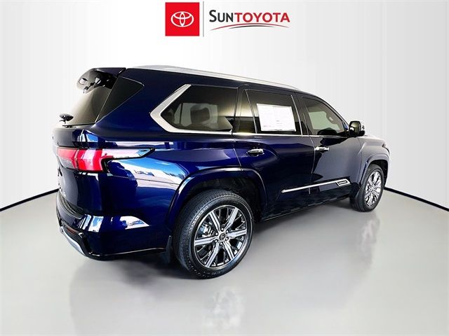 2023 Toyota Sequoia Capstone