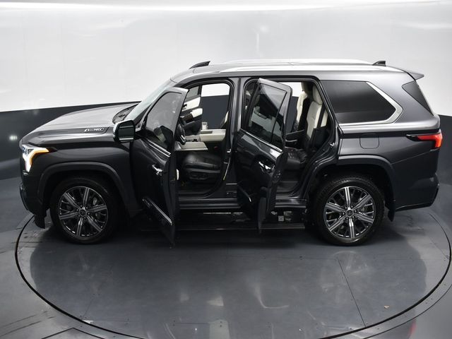 2023 Toyota Sequoia Capstone