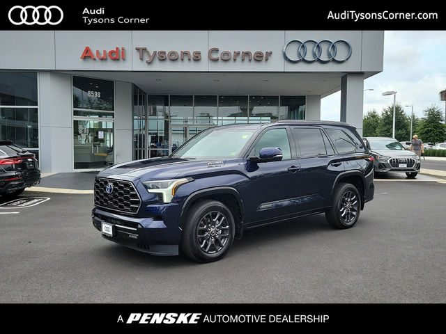 2023 Toyota Sequoia SR5