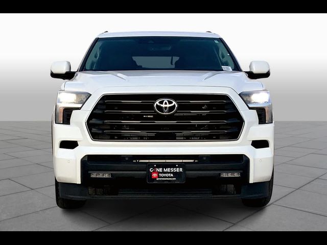 2023 Toyota Sequoia SR5