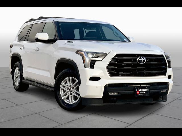 2023 Toyota Sequoia SR5